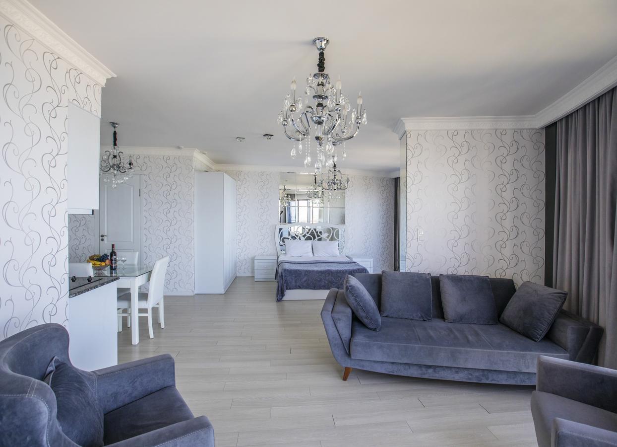 Tina'S Apartments With Panoramic Sea View Batumi Luaran gambar