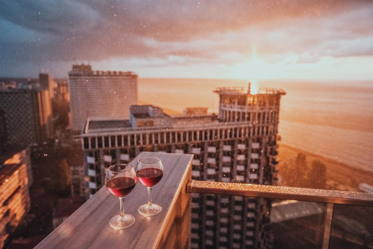Tina'S Apartments With Panoramic Sea View Batumi Luaran gambar