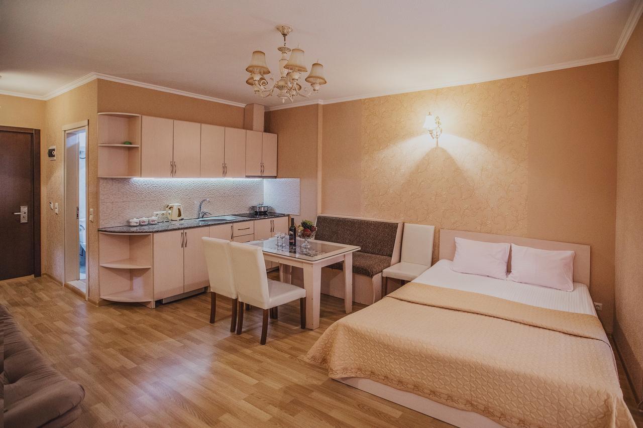 Tina'S Apartments With Panoramic Sea View Batumi Luaran gambar